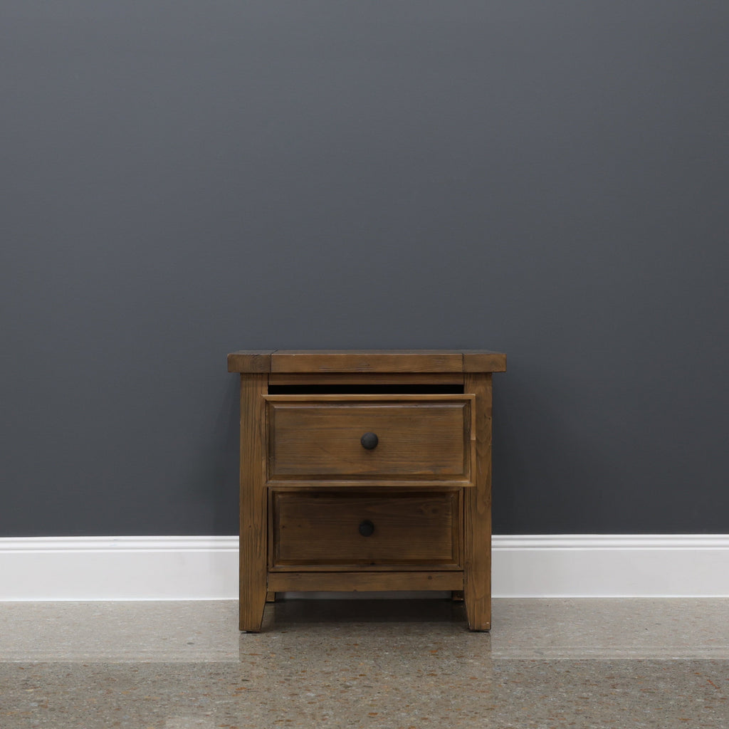 Leura Bedside Table