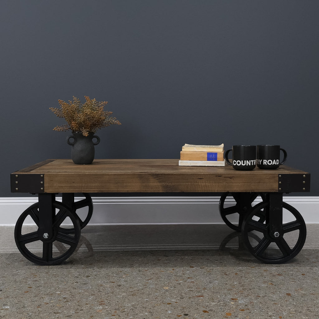 Hagrid Coffee Table w/ 4 Wheels