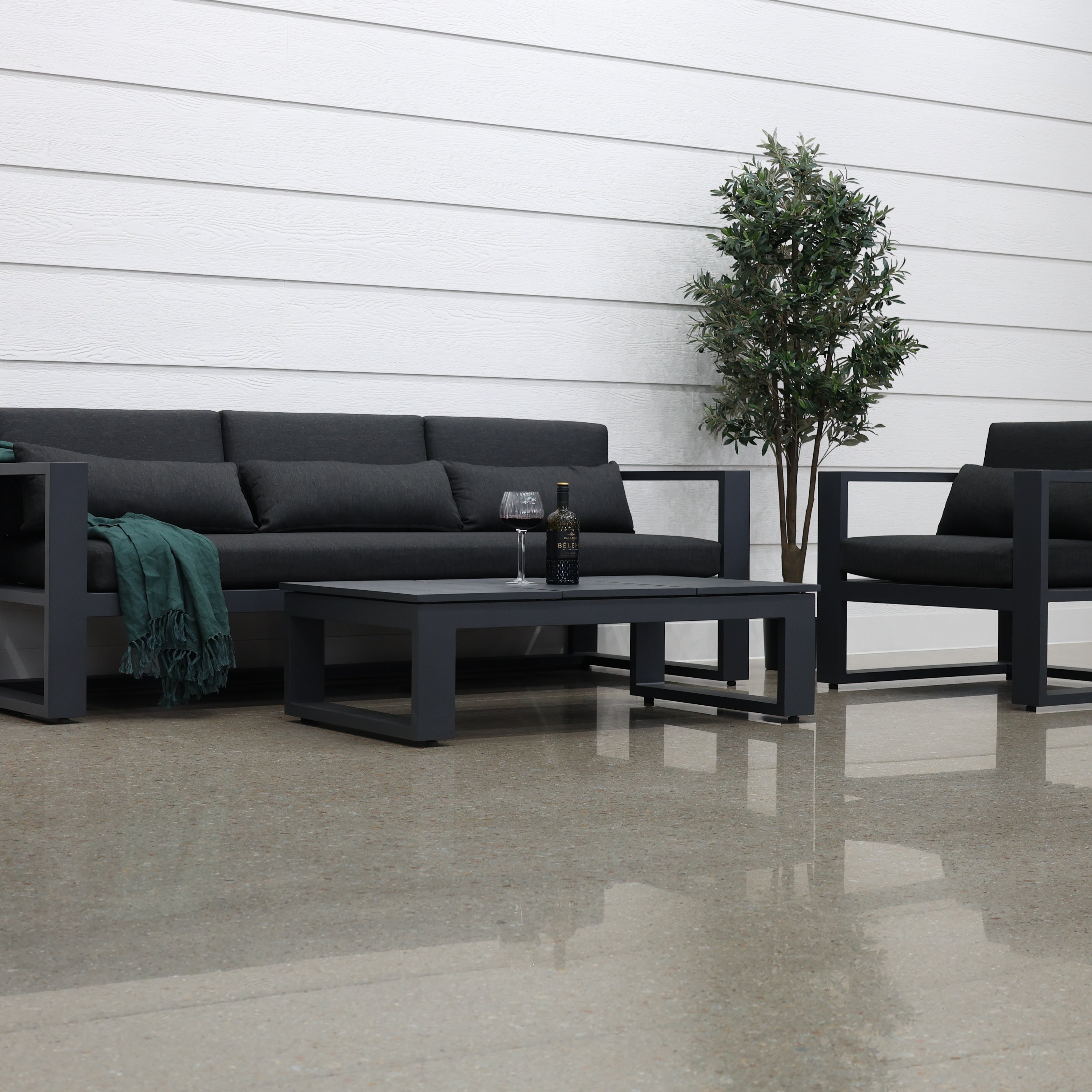 Mildura Outdoor Coffee Table - Charcoal