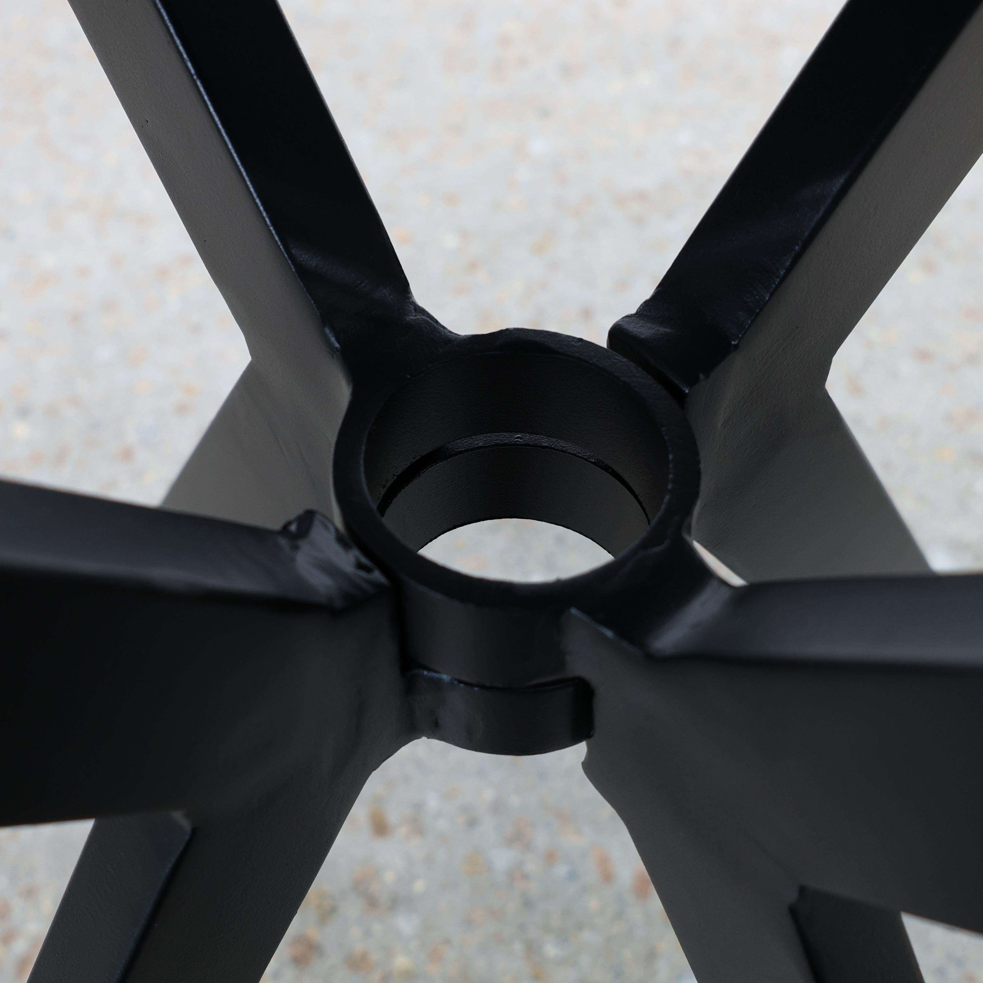 Bellarine Round Caf¨¦ Coffee Table