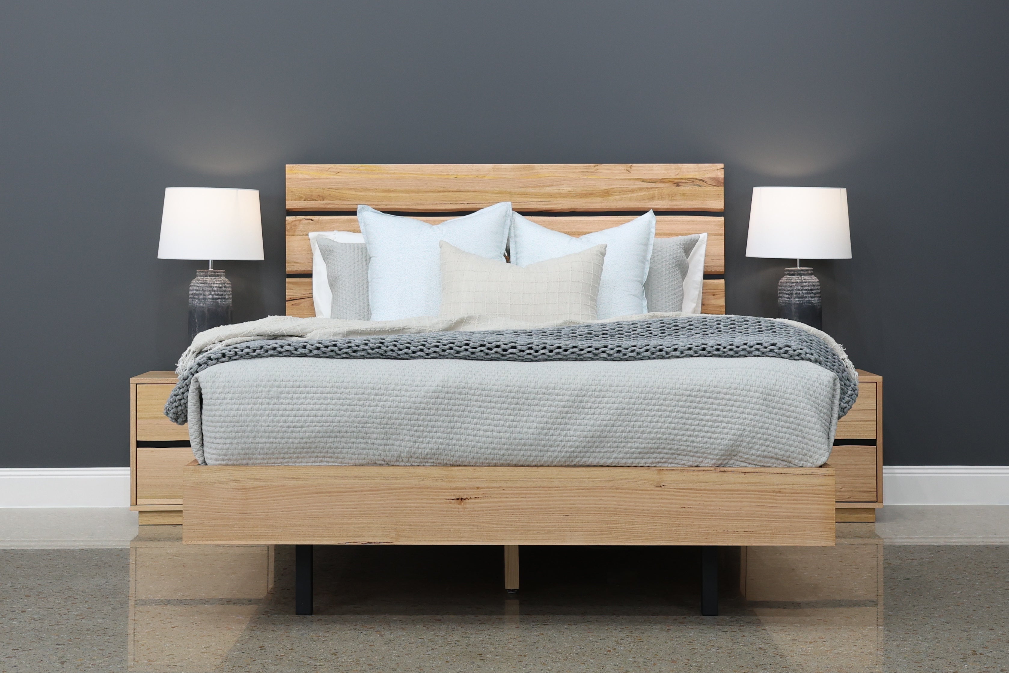 Luna Bedside Table