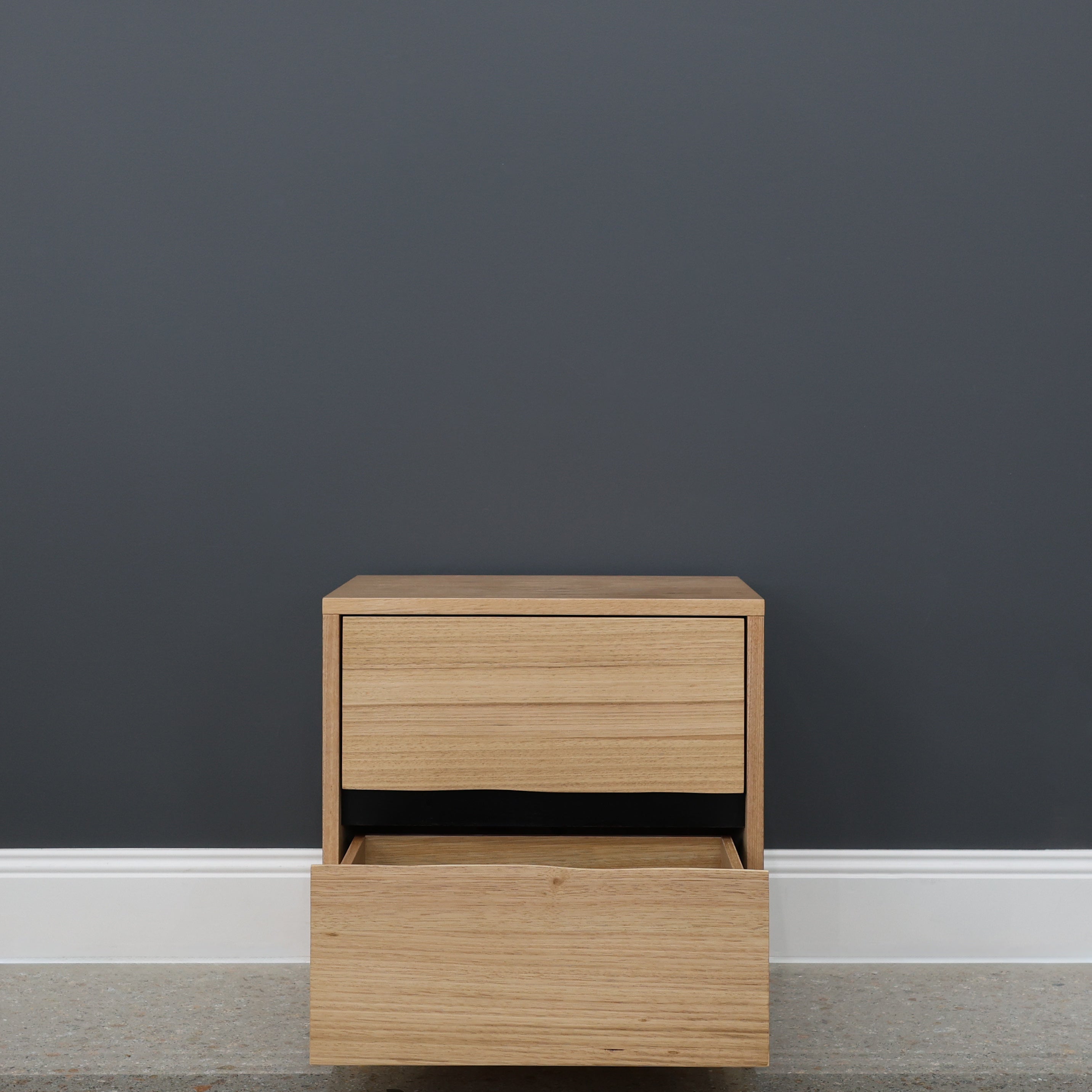 Luna Bedside Table